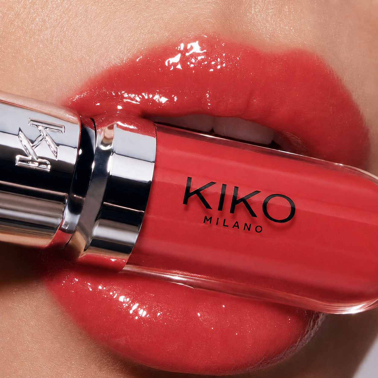 Tono 15  – Rojo Tenue | 3D Hydra Lipgloss Kiko Milano
